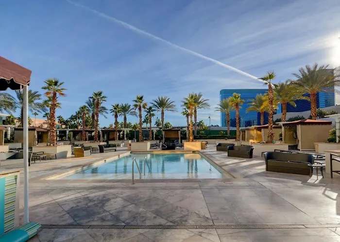 Mgm Signature-36-603 Strip View Jacuzzi Studio